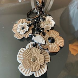 Coach flower 🌸 key chain